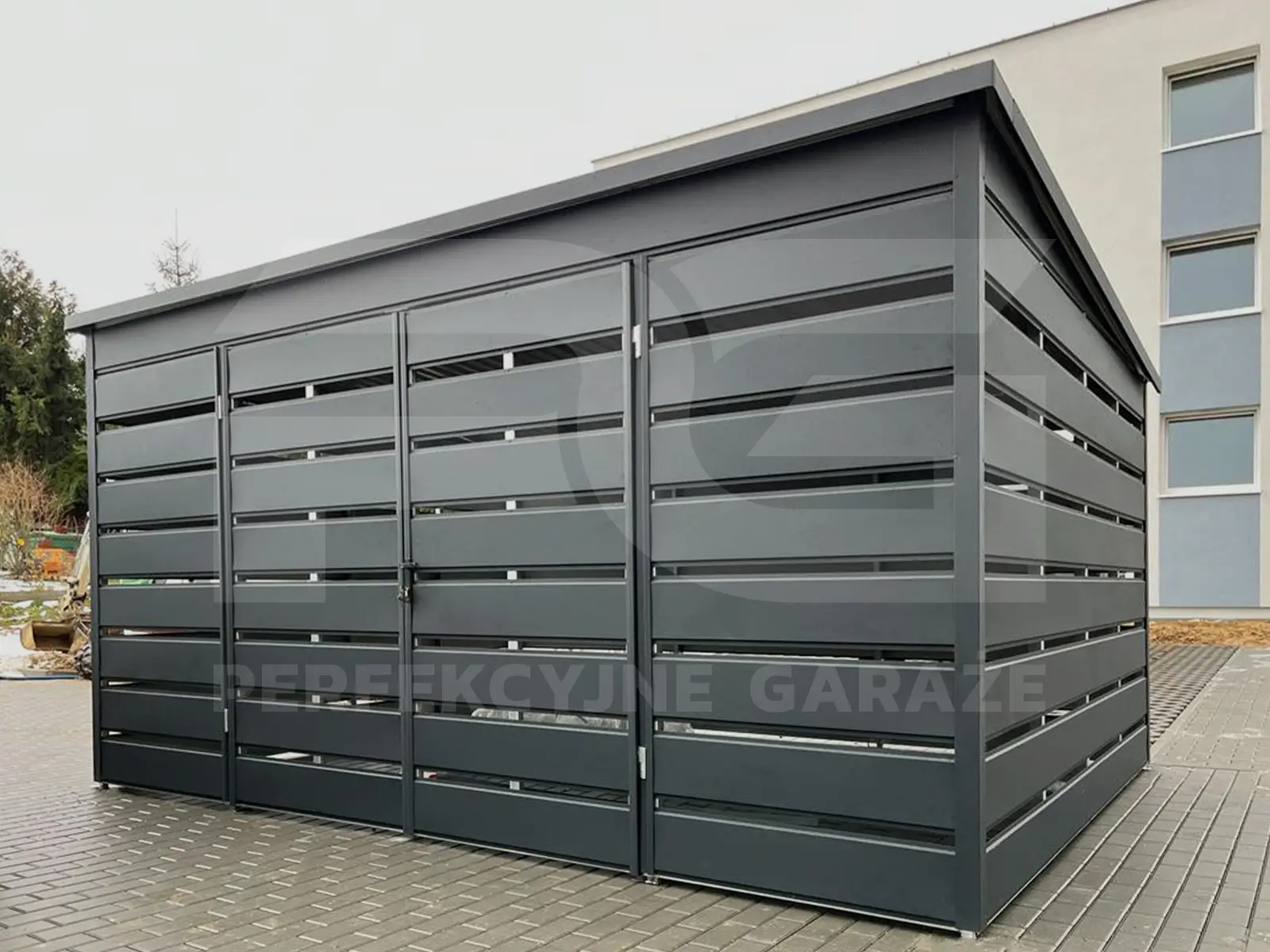 Wiata śmietnikowa 4×4